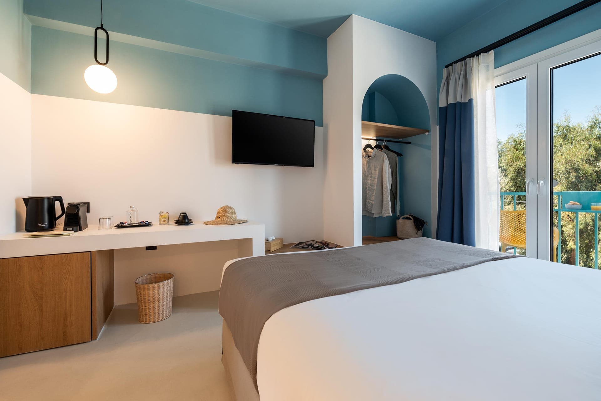 room-types-PLAYPAROS-CMFRT-0.jpg