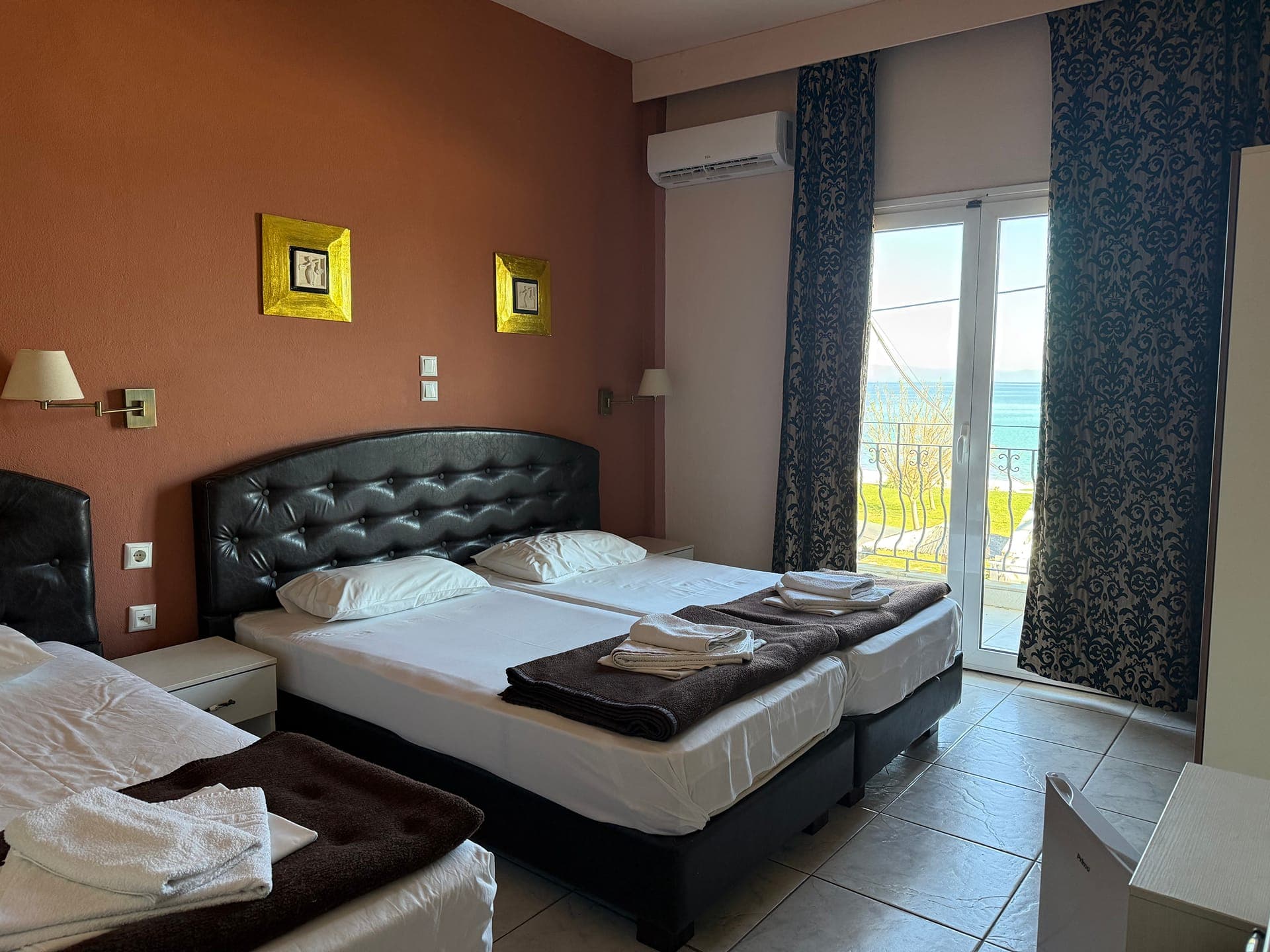 room-types-PLAZAHALKD-TRSV-0.jpg