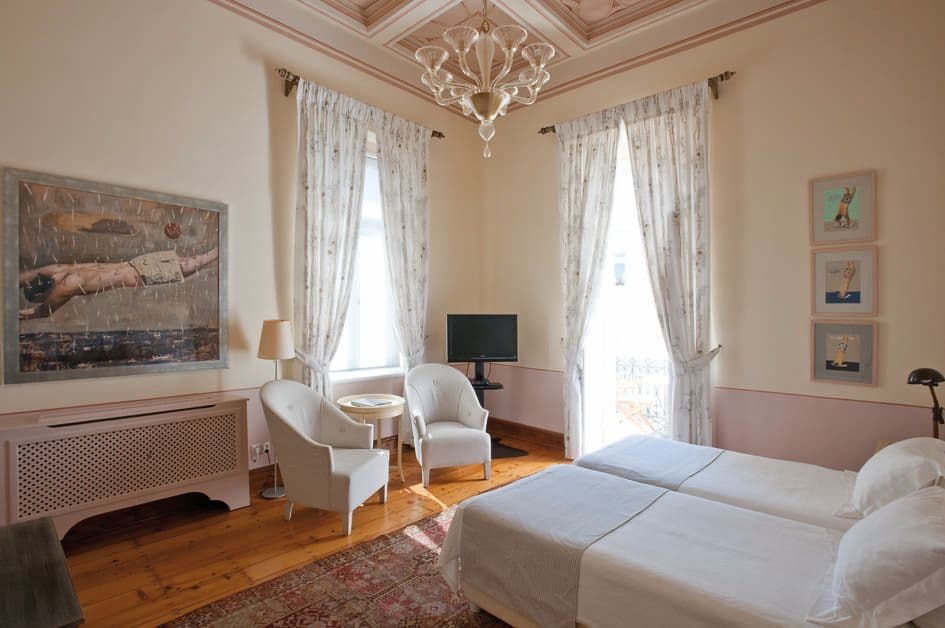 room-types-PLOES-DELUX-0.jpg