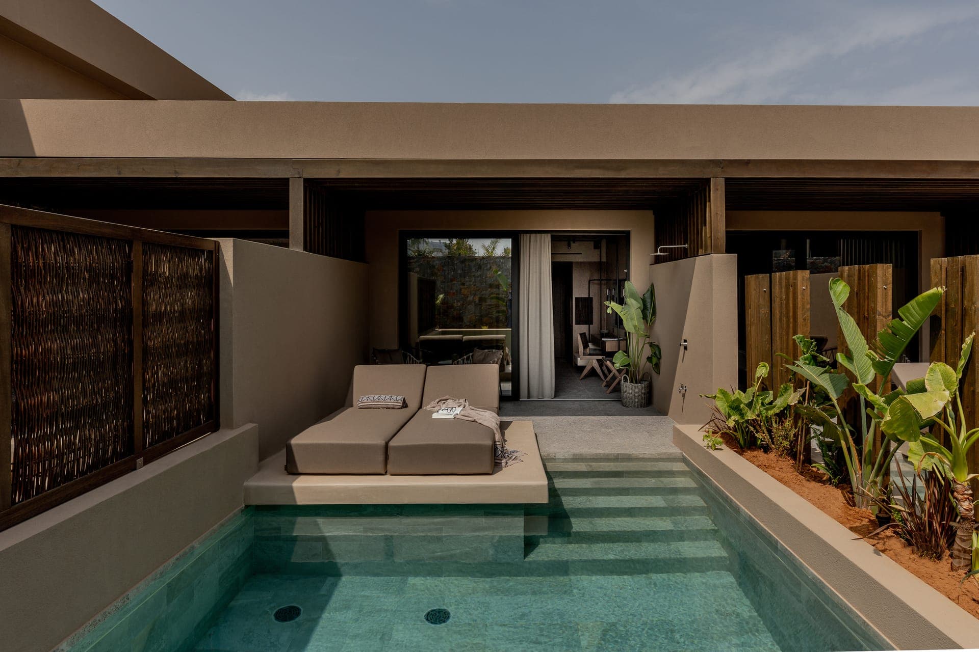 room-types-PNOEBREATH-BREEZE-0.jpg