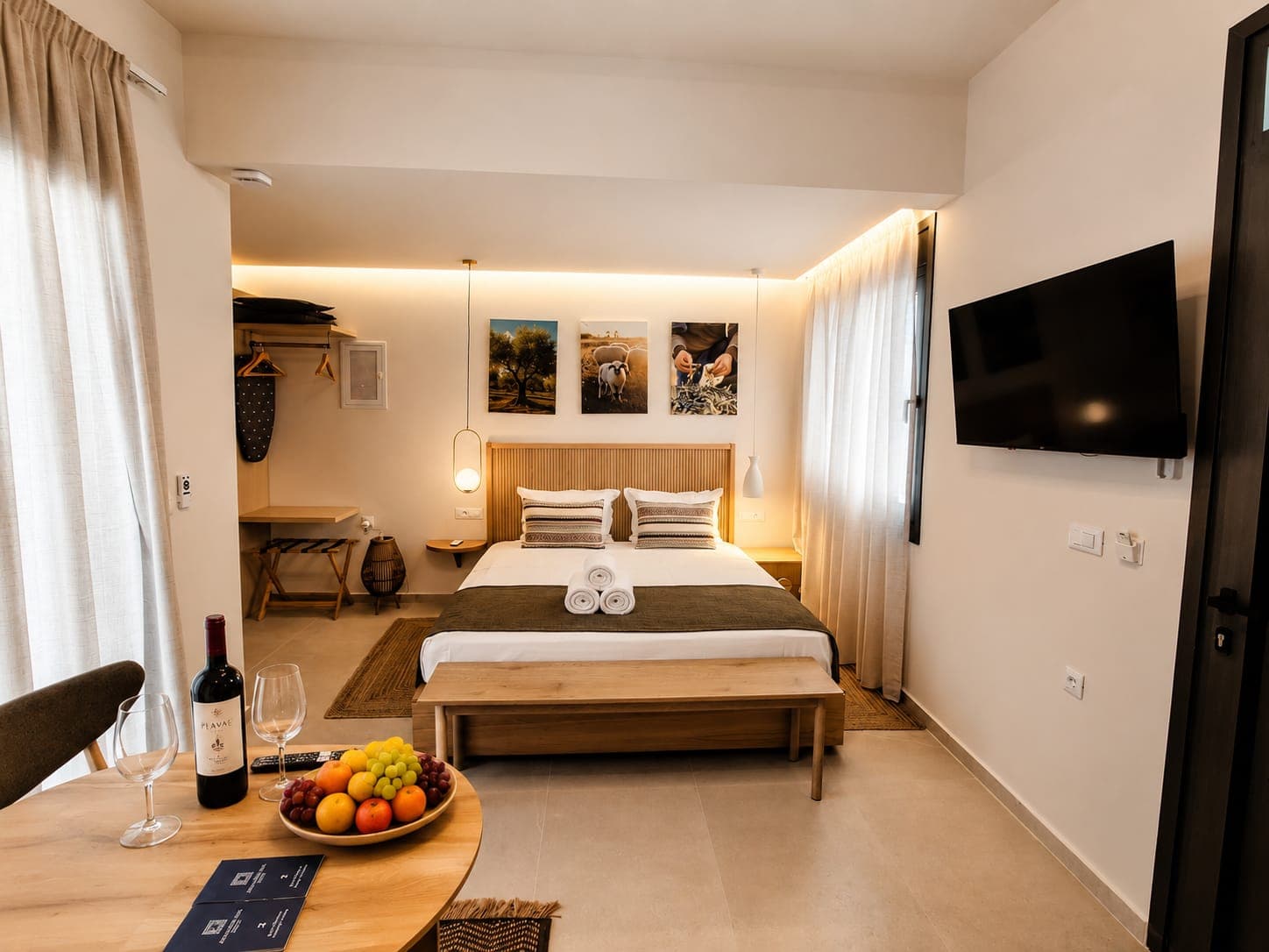 room-types-PORT7SUITE-TERRA-0.jpg