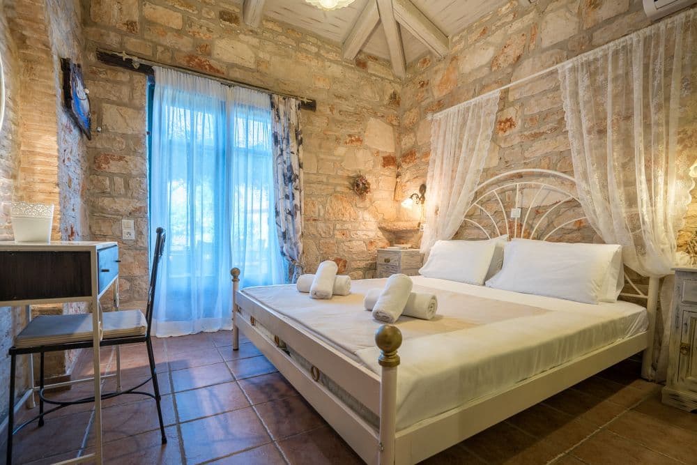 room-types-PORTADELM-05-0.jpg