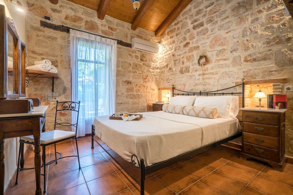 room-types-PORTADELM-1BED-0.jpg