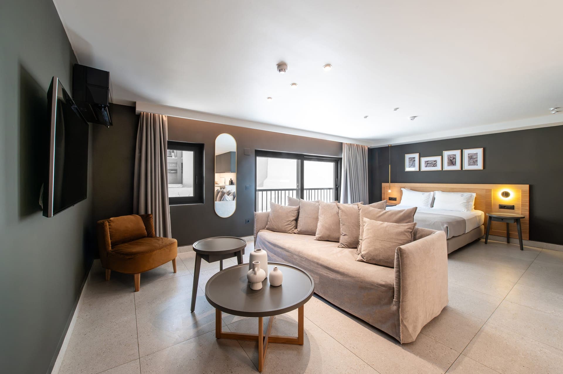 room-types-PORTASUITE-JUNIOR-0.jpg