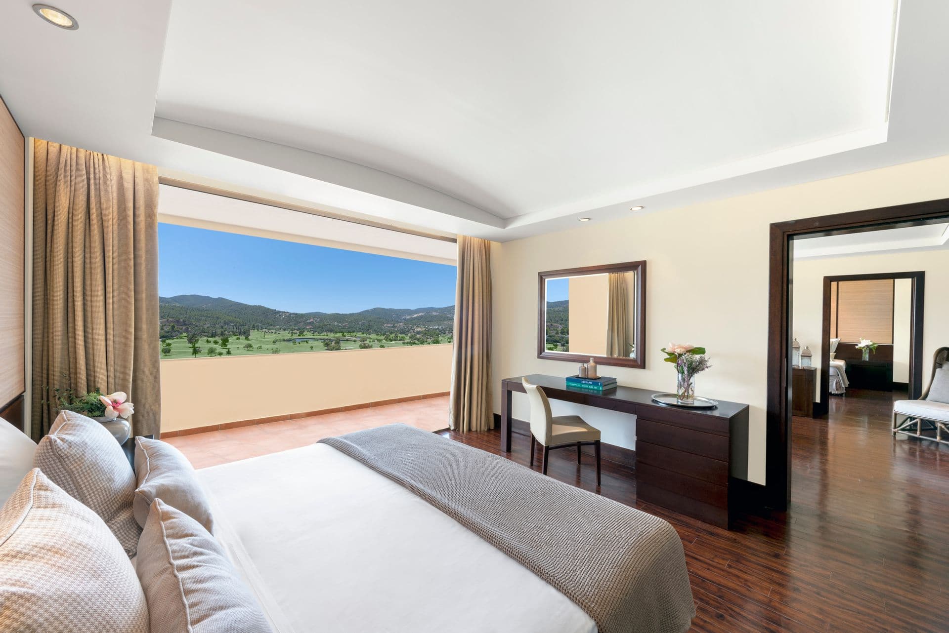 room-types-PORTOCM-GRGV-0.jpg