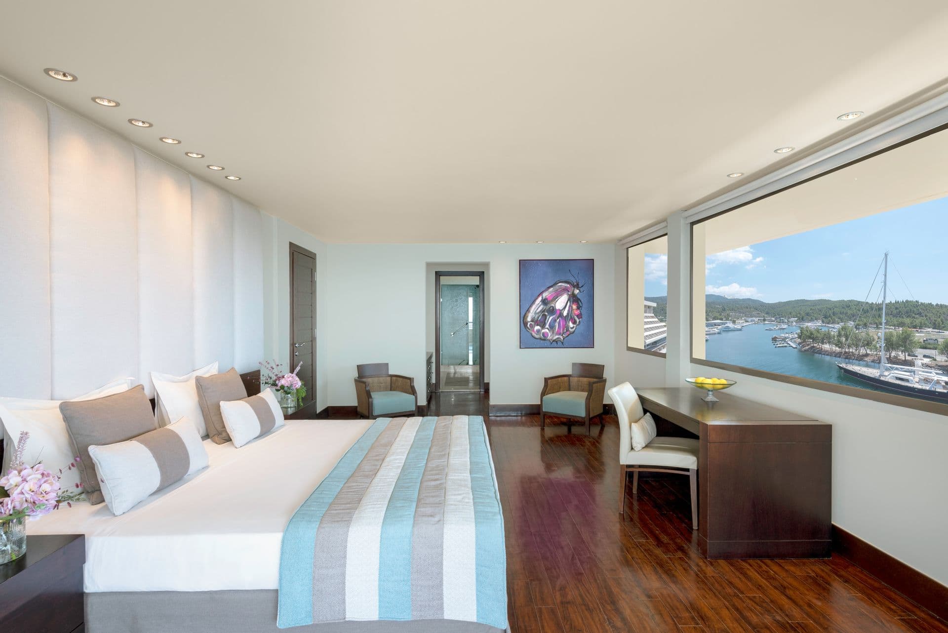 room-types-PORTOCM-ROYAL-0.jpg