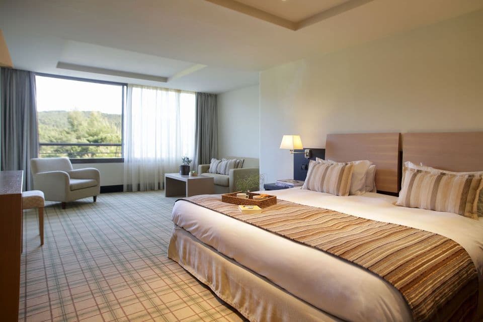 room-types-PORTOCS-FAM6-0.jpg