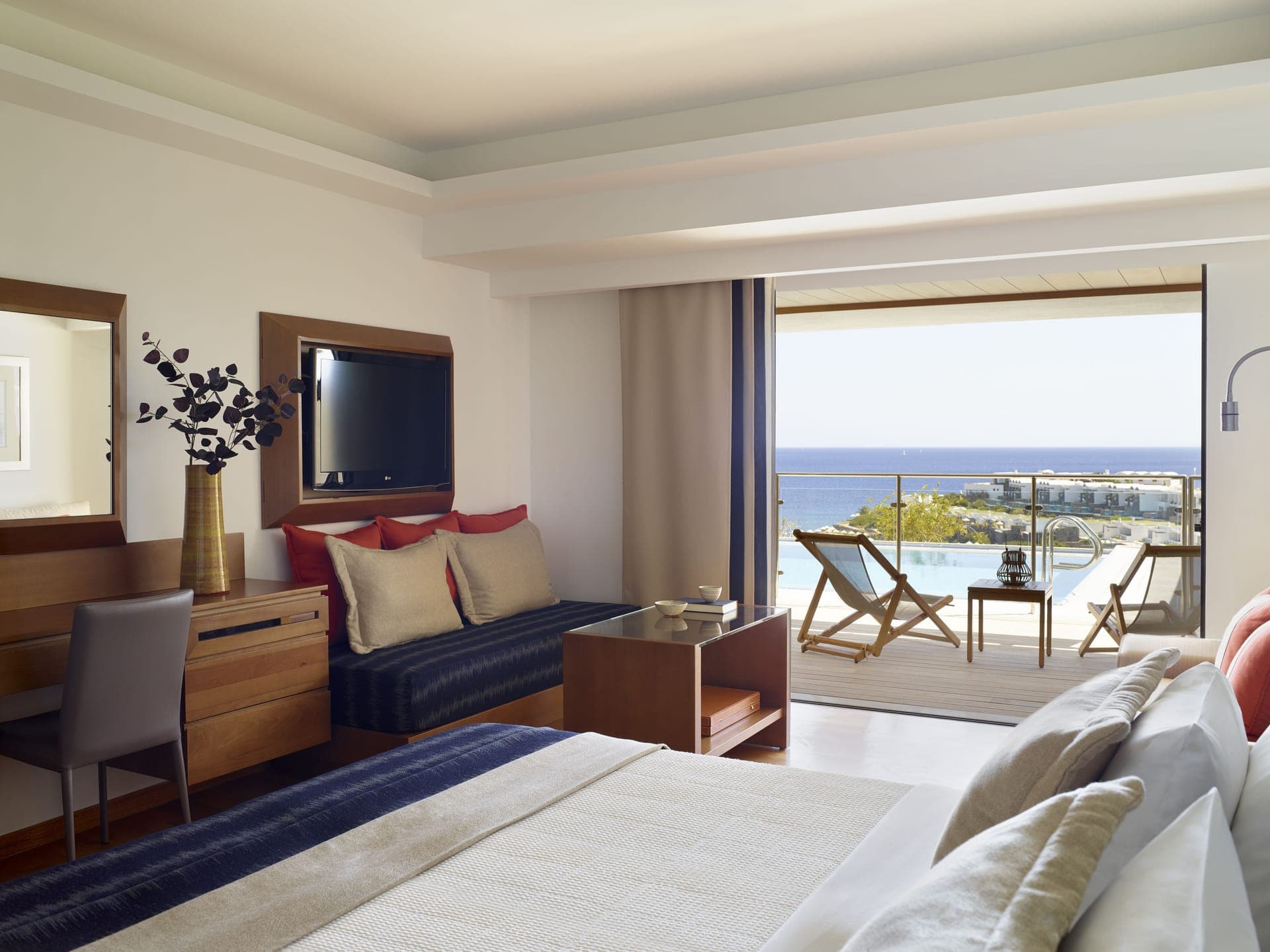 room-types-PORTOEL-STSP-0.jpg