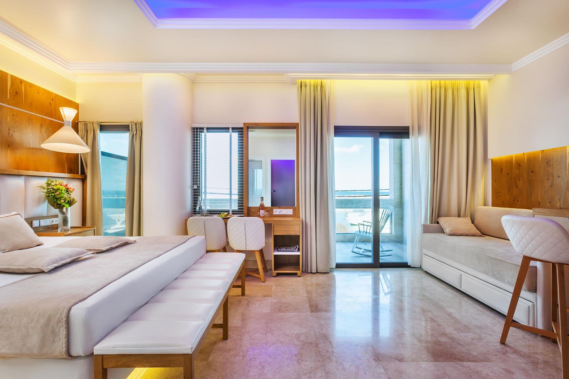 room-types-PORTOMARIN-SUITE-0.jpg