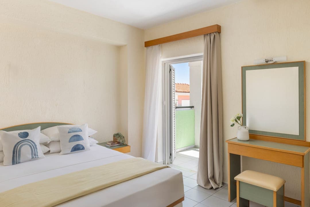 room-types-PORTOSKALA-STUDIO-0.jpg