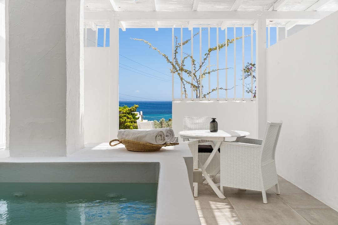 room-types-PORTOTANGO-DJS-0.jpg