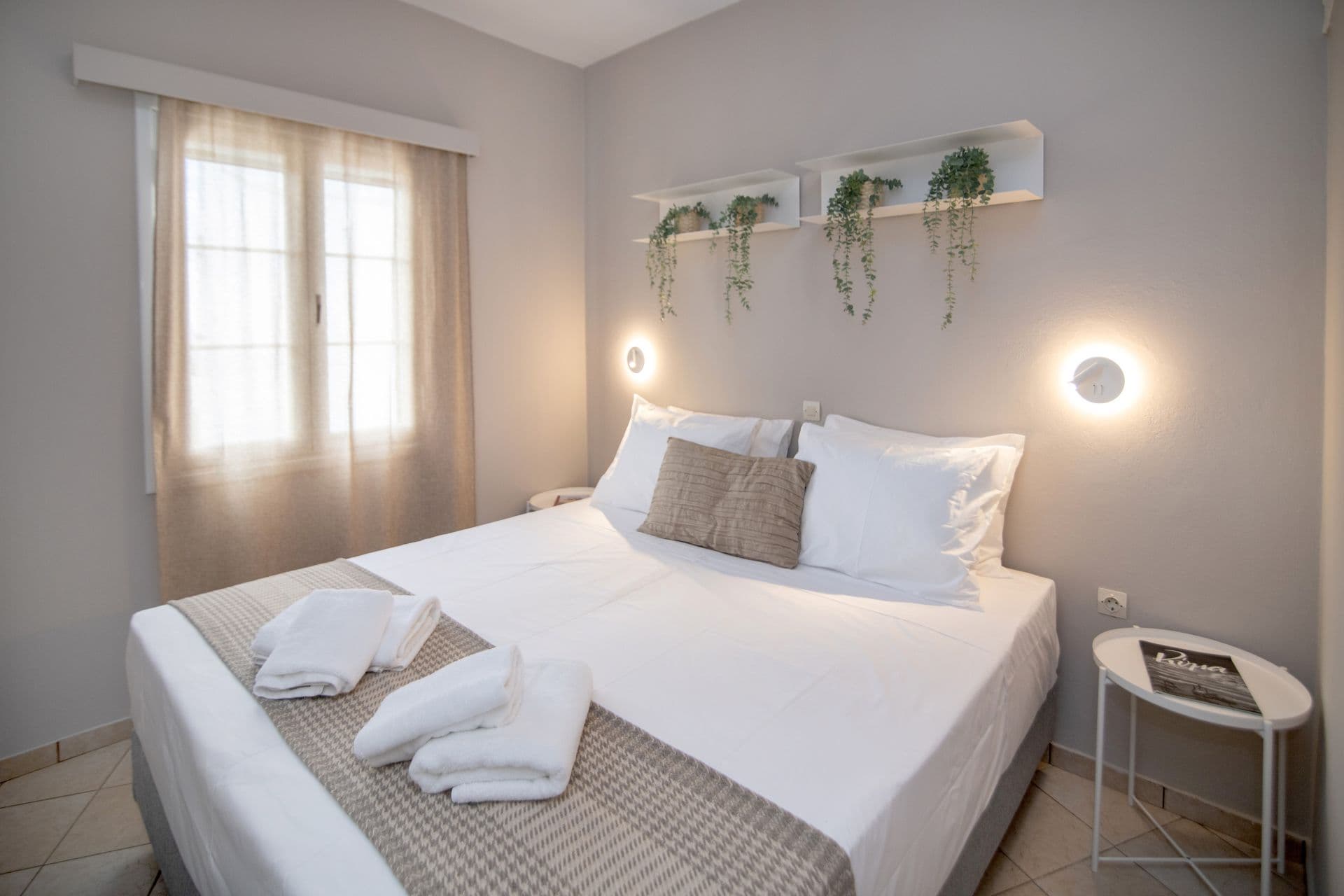 room-types-PORTOVIDAL-FAMILY-0.jpg