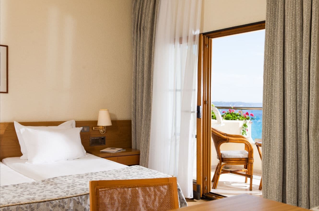 room-types-POSSIDIHOL-DBLSV-0.jpg