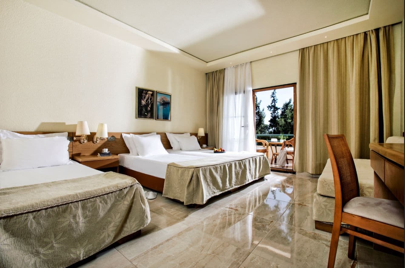 room-types-POSSIDIHOL-FAMMV-0.jpg