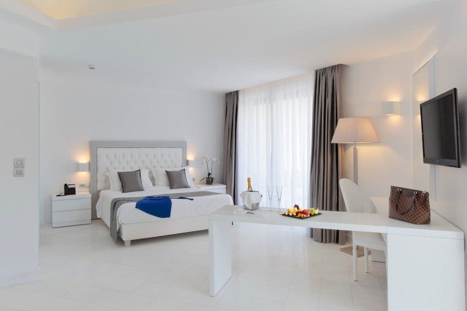 room-types-PRANDRIANA-SSUI-0.jpg