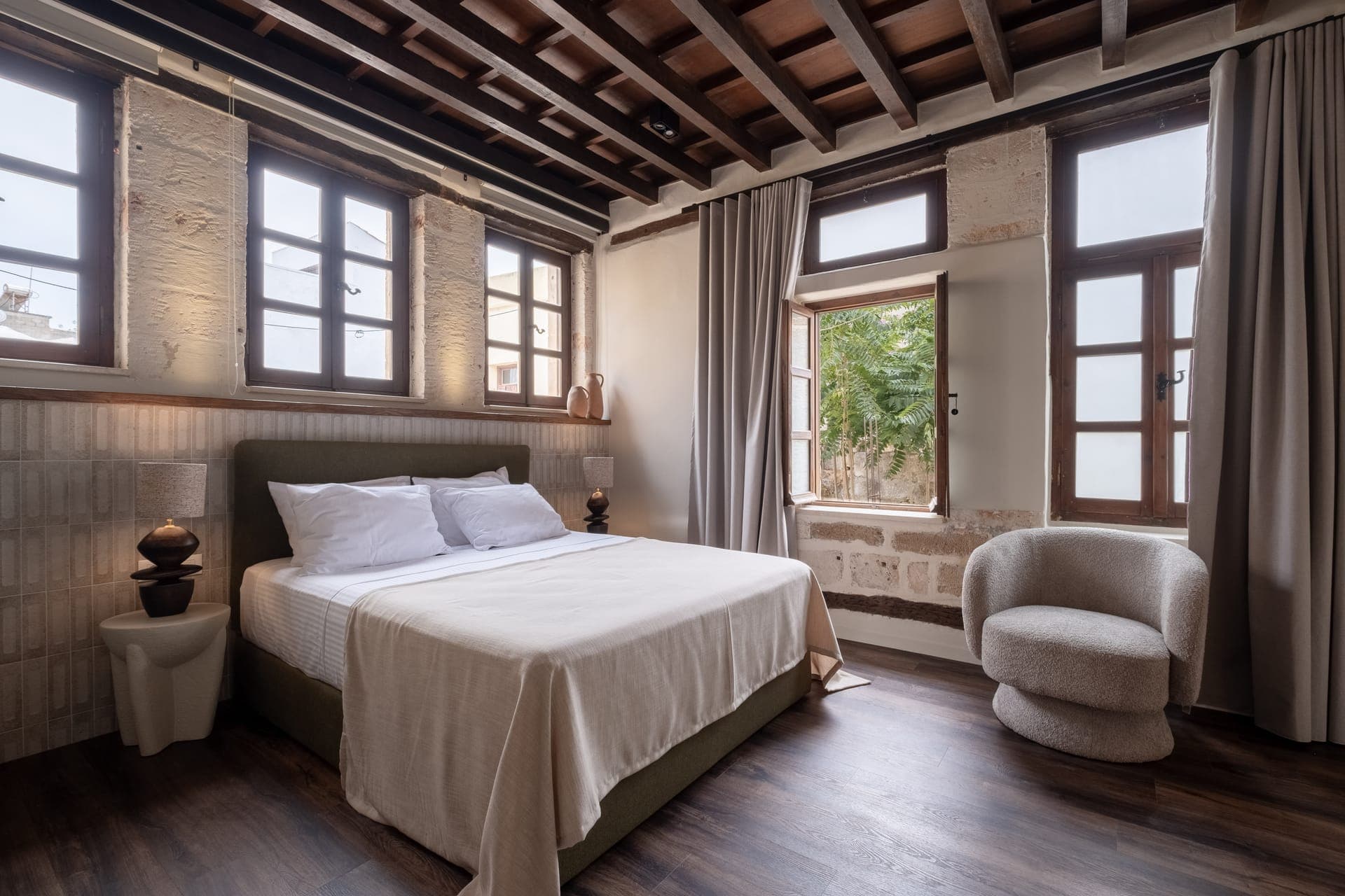 room-types-QUALIASHOW-JSCV-0.jpg