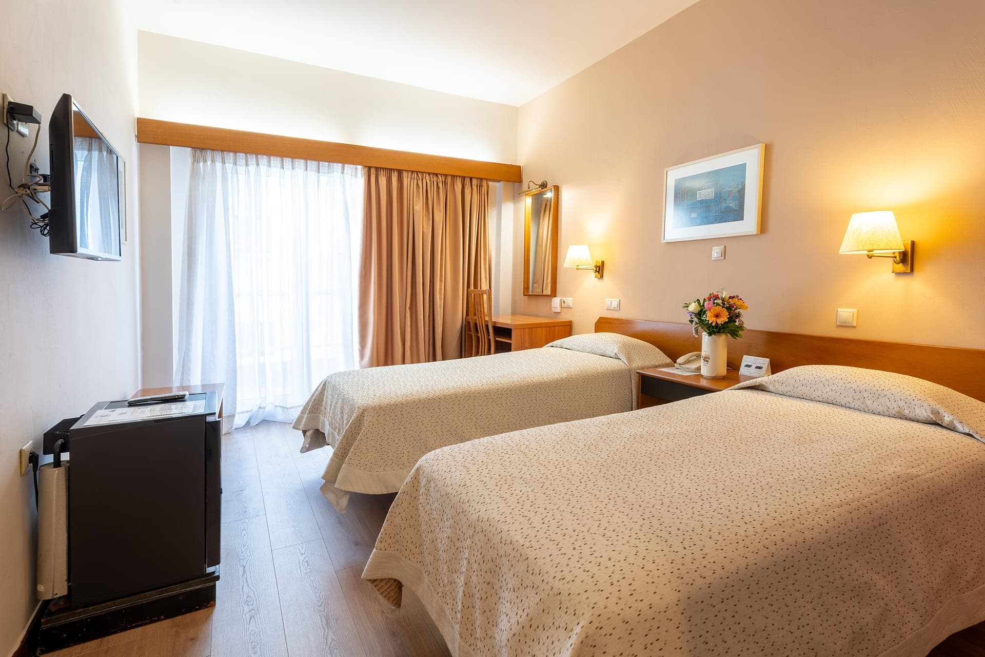 room-types-QUEENOLGA-DBC-0.jpg