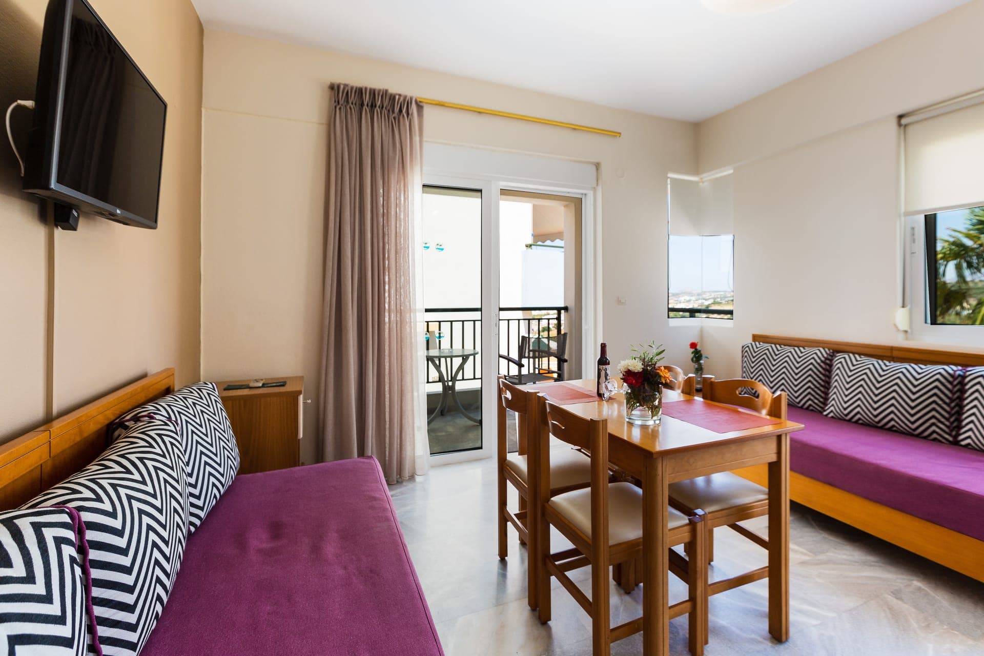 room-types-RADAMANTHY-FAMILY-0.jpg