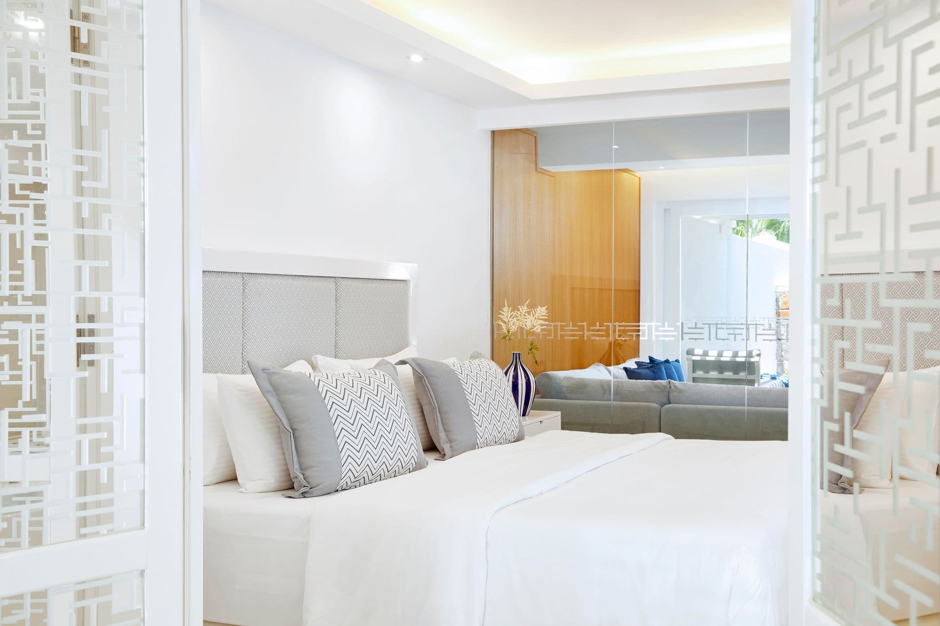 room-types-RADBLUBRC-2BEDV-0.jpg