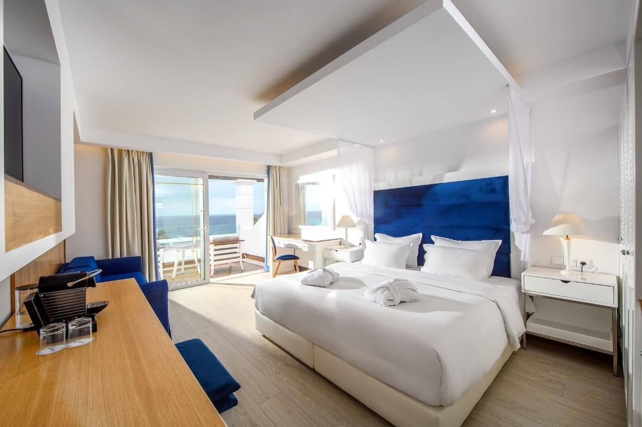 room-types-RADBLUBRC-SUPR-0.jpg