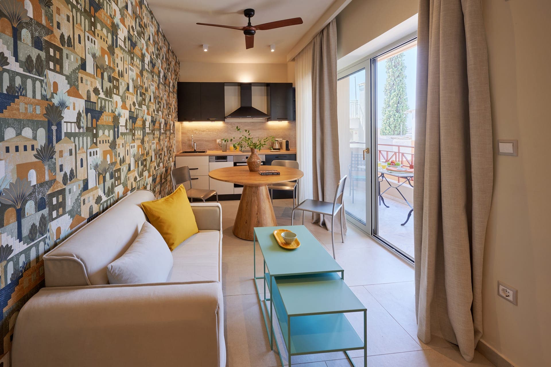 room-types-RASTONIACR-B3-0.jpg
