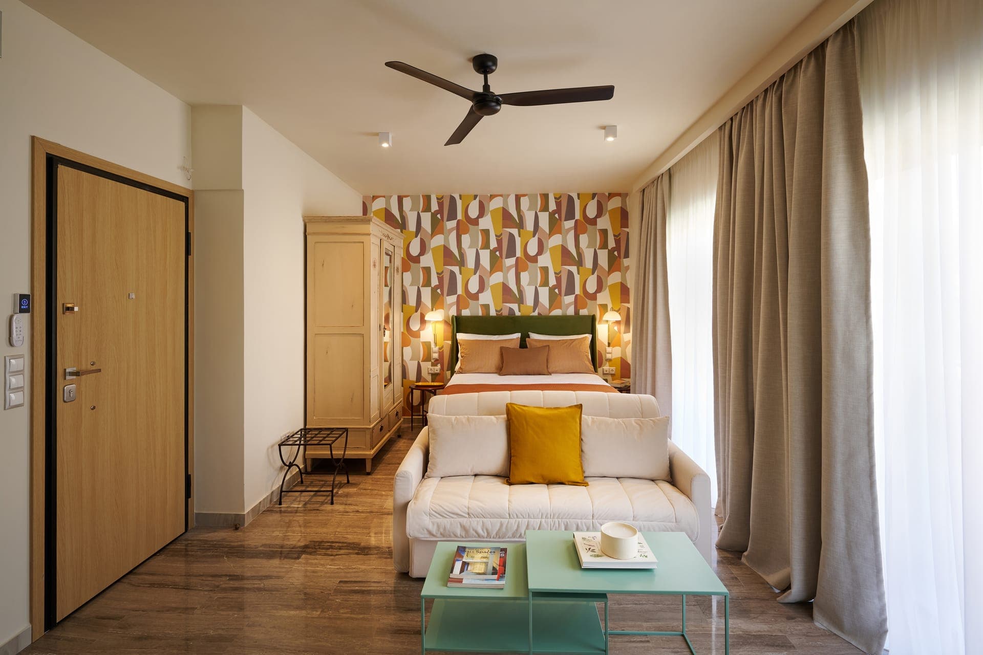 room-types-RASTONIACR-G1-0.jpg