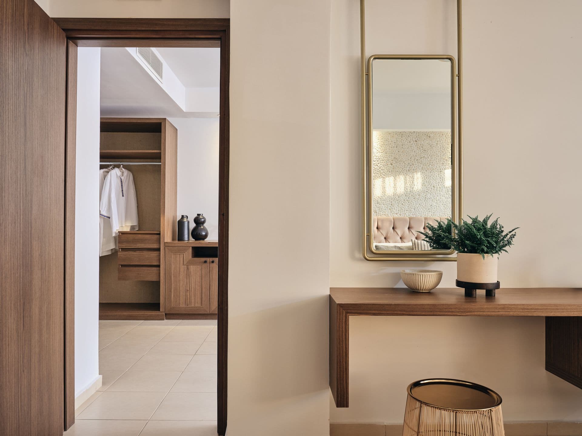 room-types-RBR-FAM-0.jpg