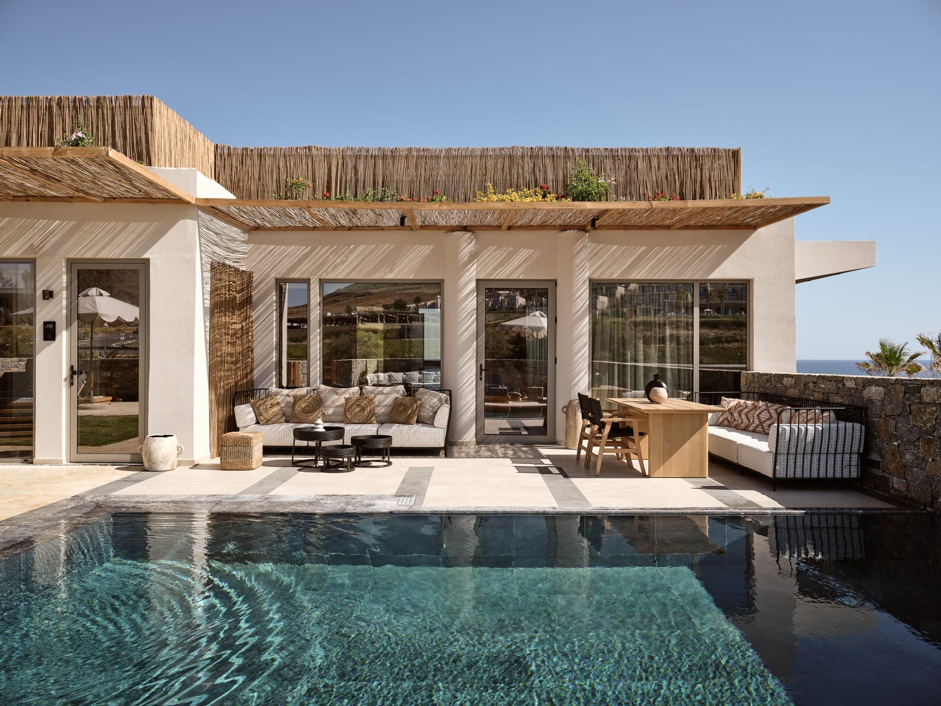 room-types-RBR-INDIGO-0.jpg