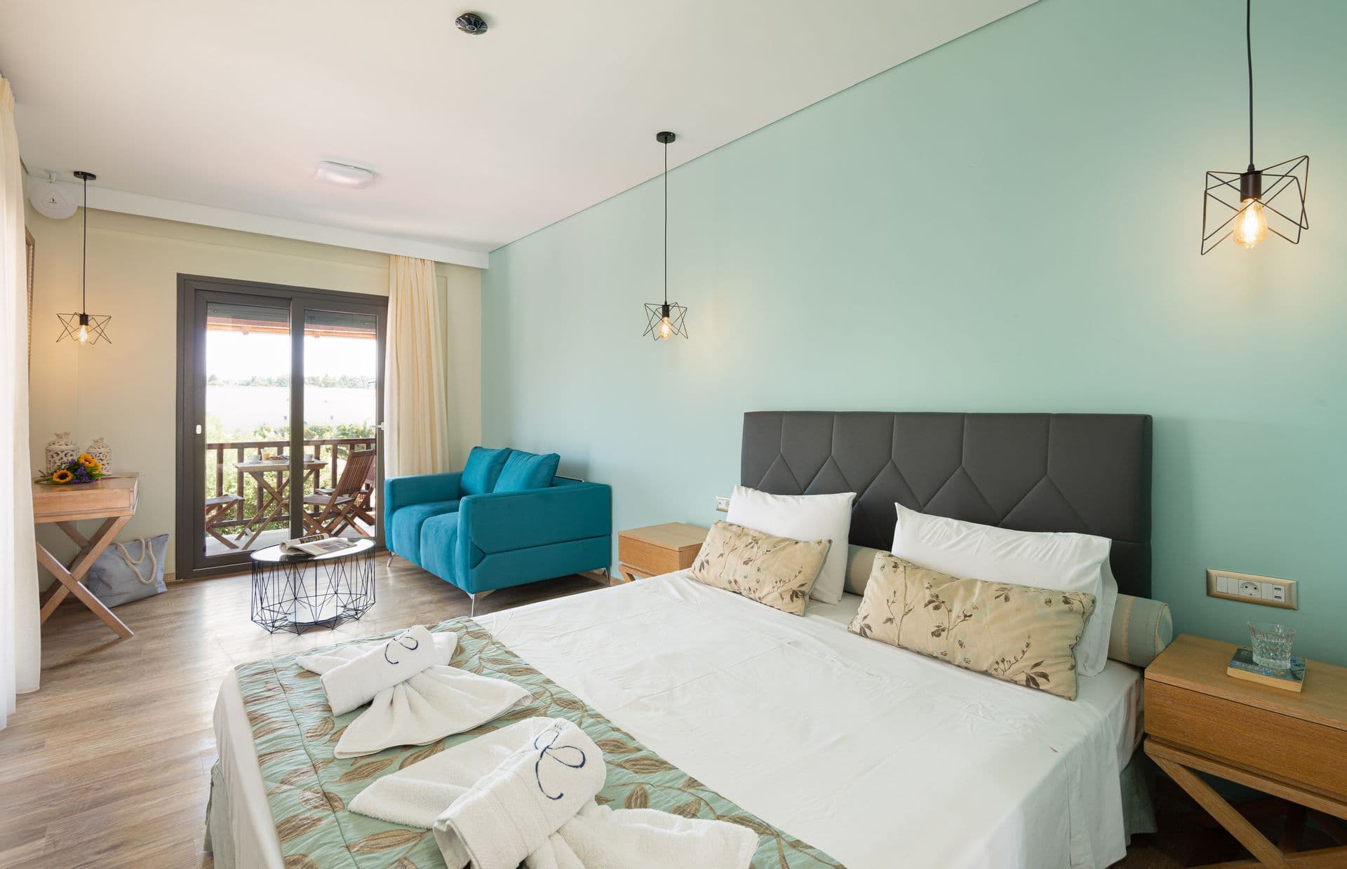 room-types-REGOSRES-PREMIA-0.jpg