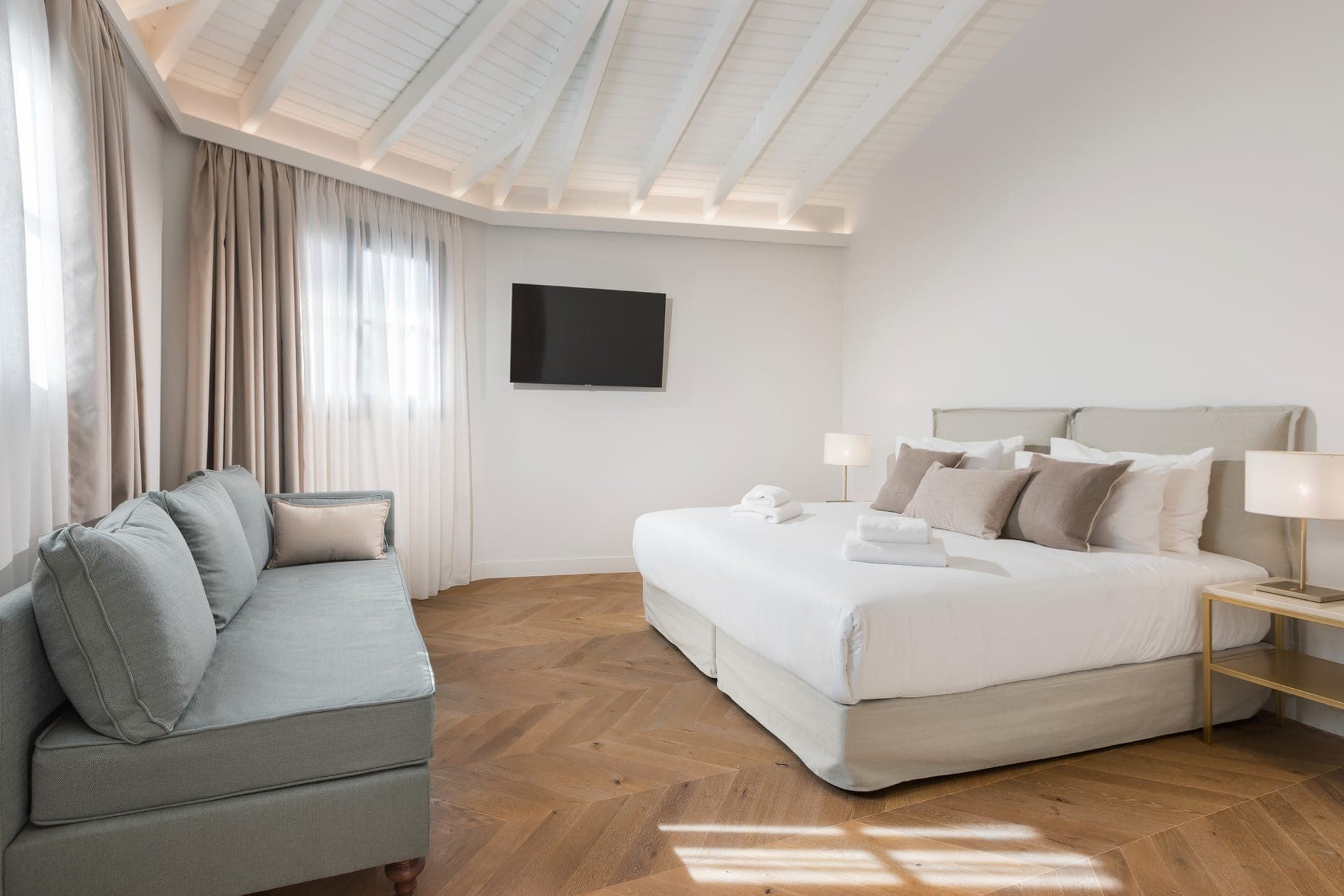 room-types-RESAIOLOU-PETSUI-0.jpg