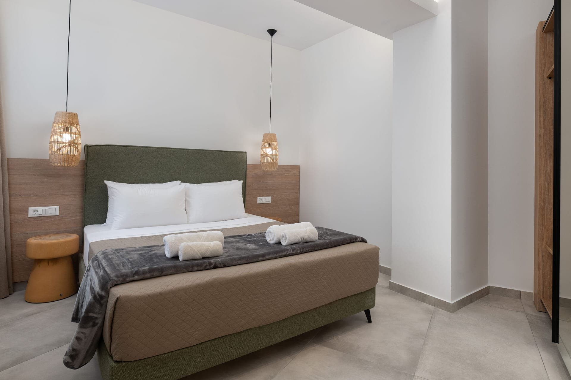room-types-RHHOTELS-2BD1ST-0.jpg