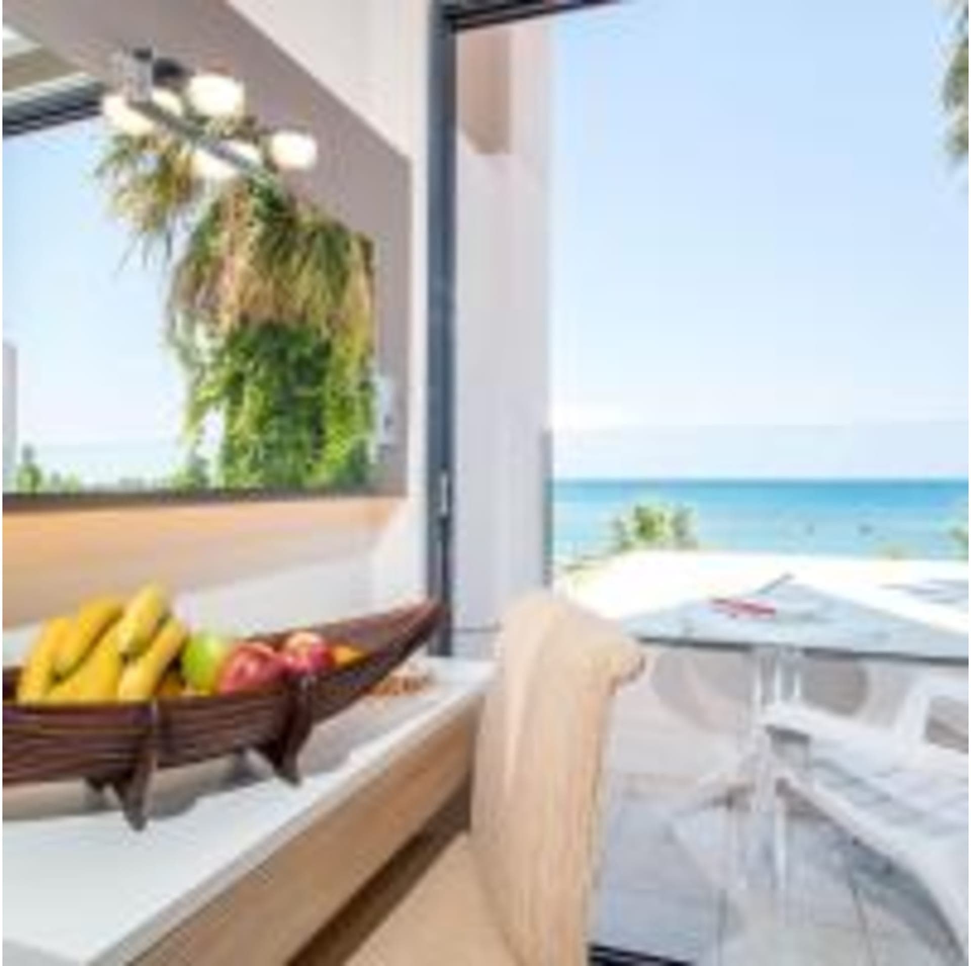 room-types-RHHOTELS-DBLSEA-0.jpg