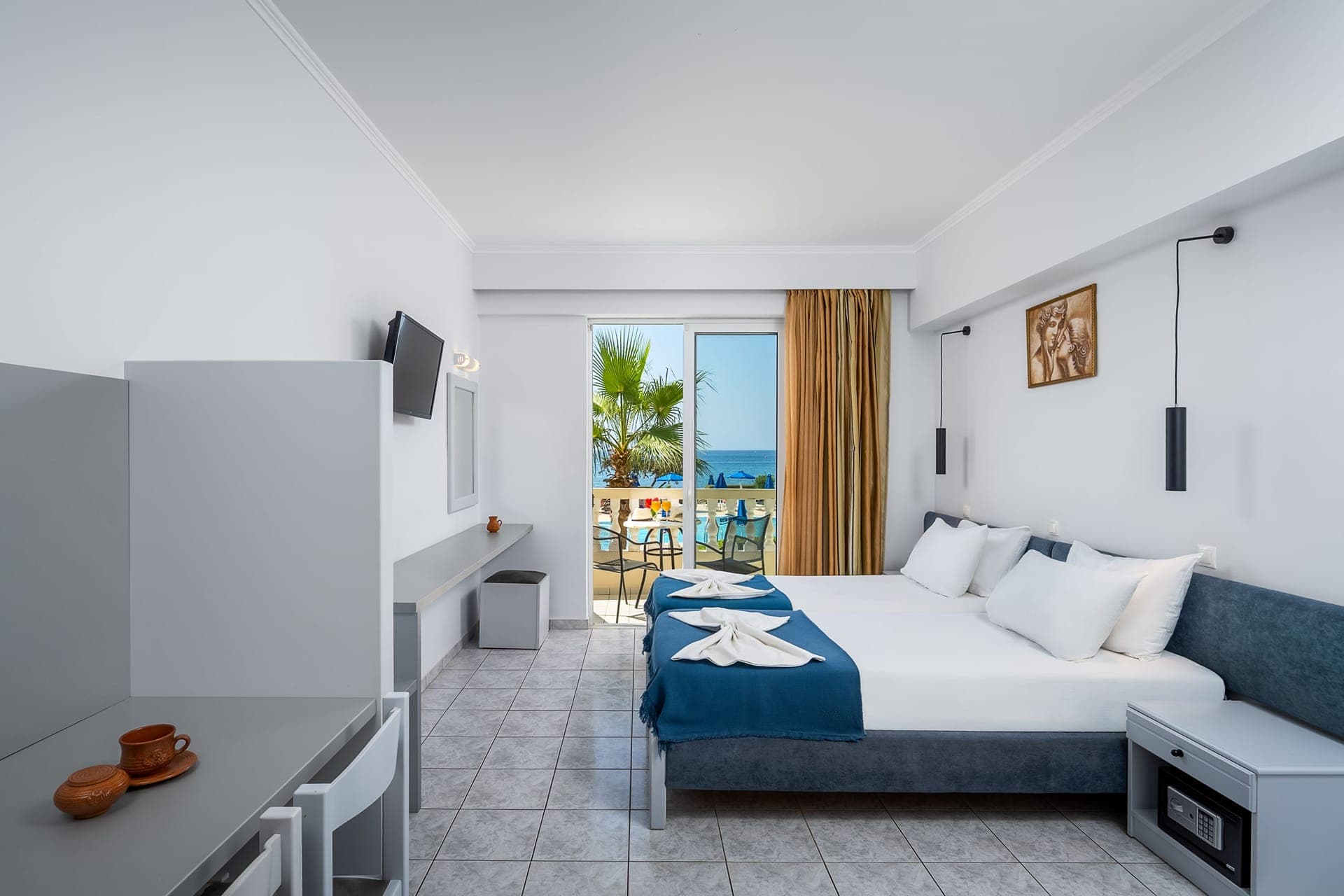 room-types-RHHOTELS-DBLSEL-0.jpg