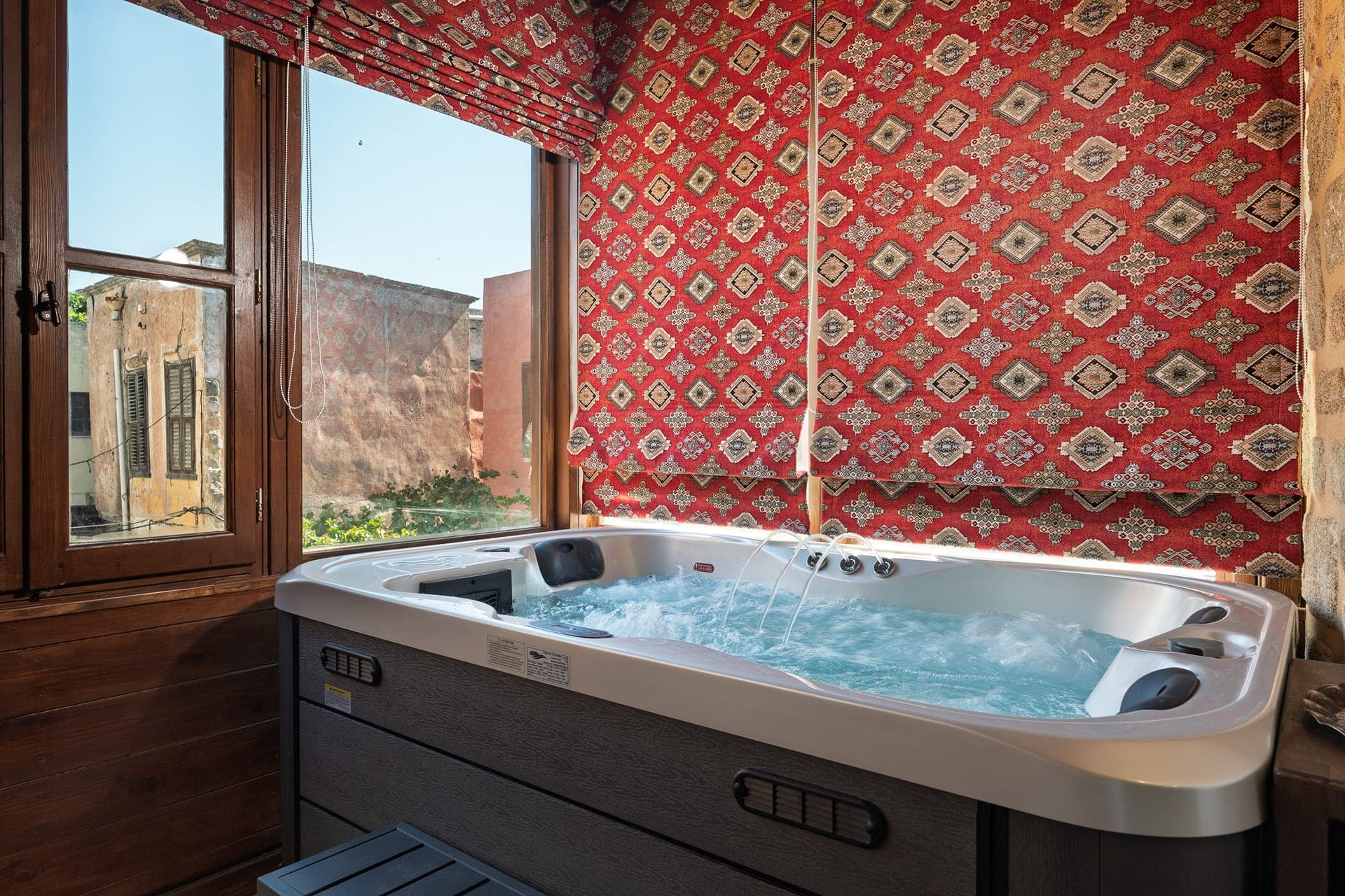 room-types-RHHOTELS-IKAROS-0.jpg