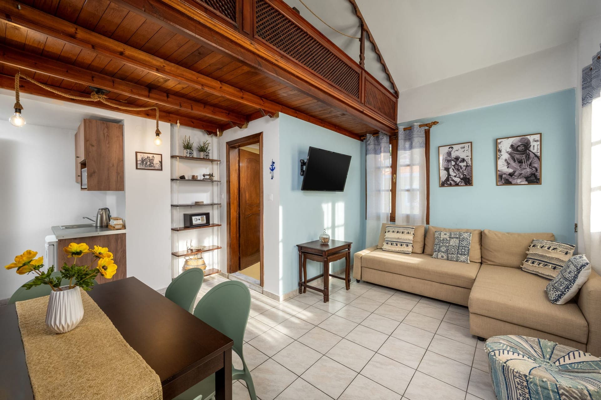 room-types-RHOHOLSYMI-OLD1-0.jpg