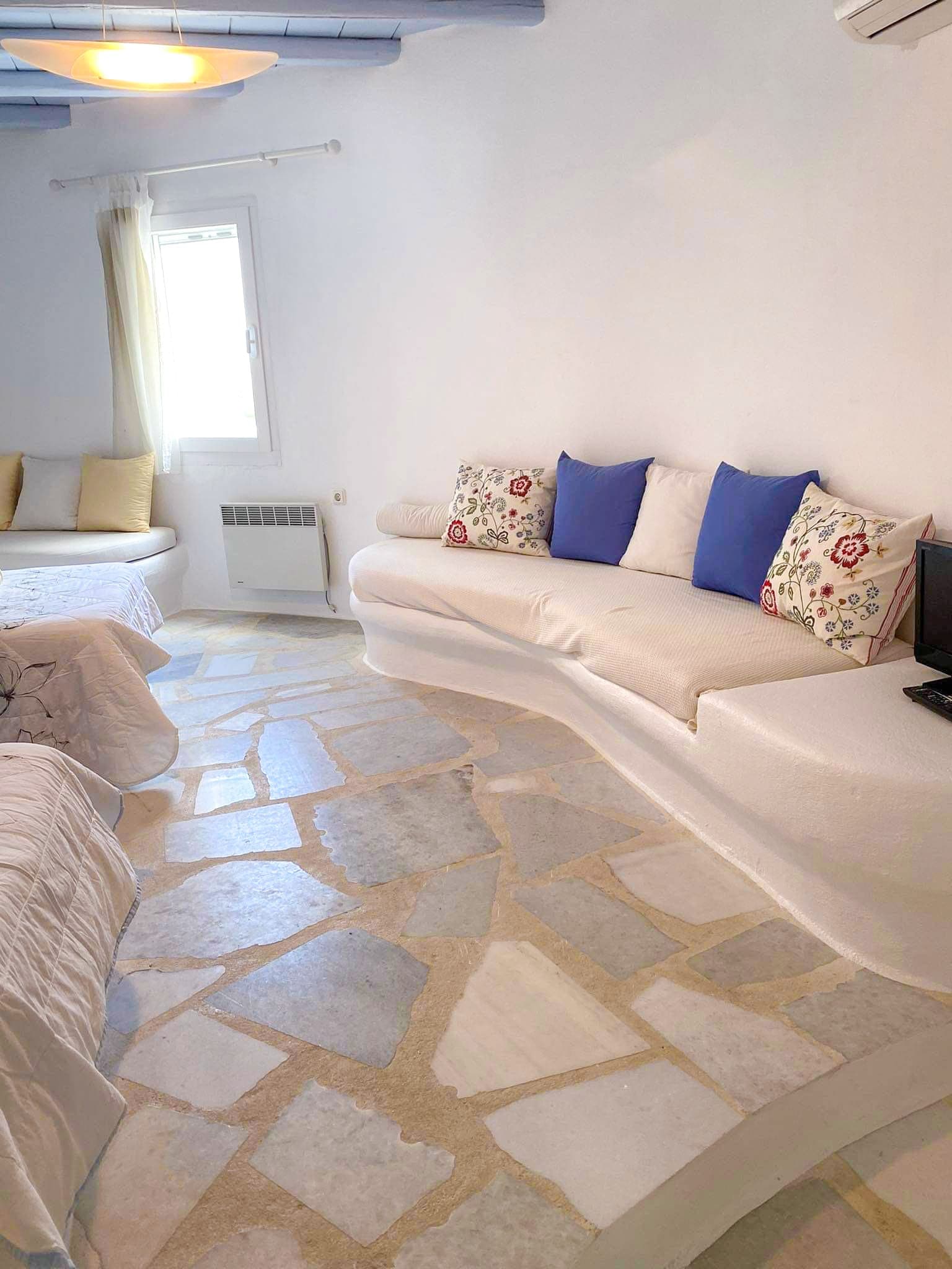 room-types-ROCKYVILLA-5VVM-0.jpg