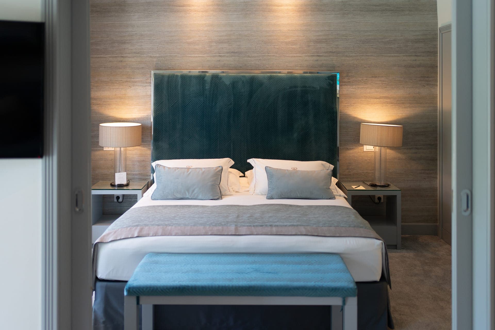 room-types-RODOSPARK-EXSU-1.jpg