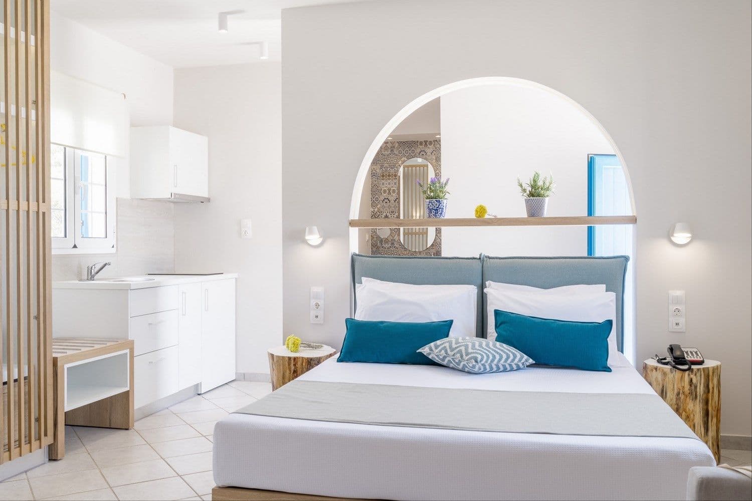room-types-ROMANTICAA-STU2-0.jpg