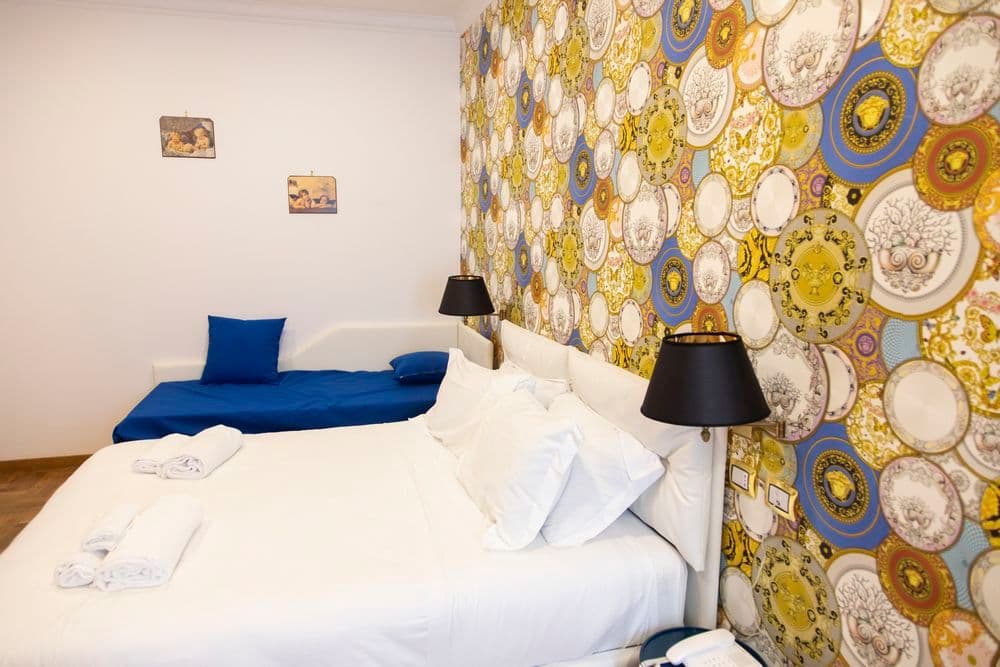 room-types-ROME53-DLX-0.jpg