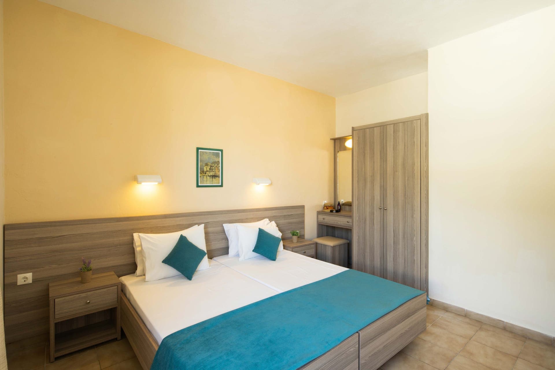 room-types-ROSSISBHTL-APT2BD-0.jpg