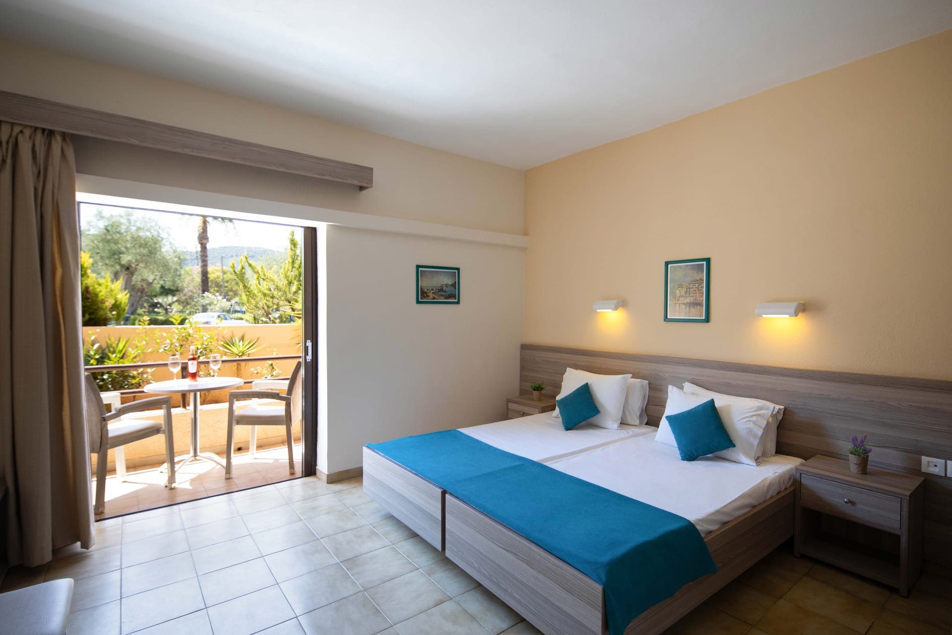 room-types-ROSSISBHTL-STUD-0.jpg