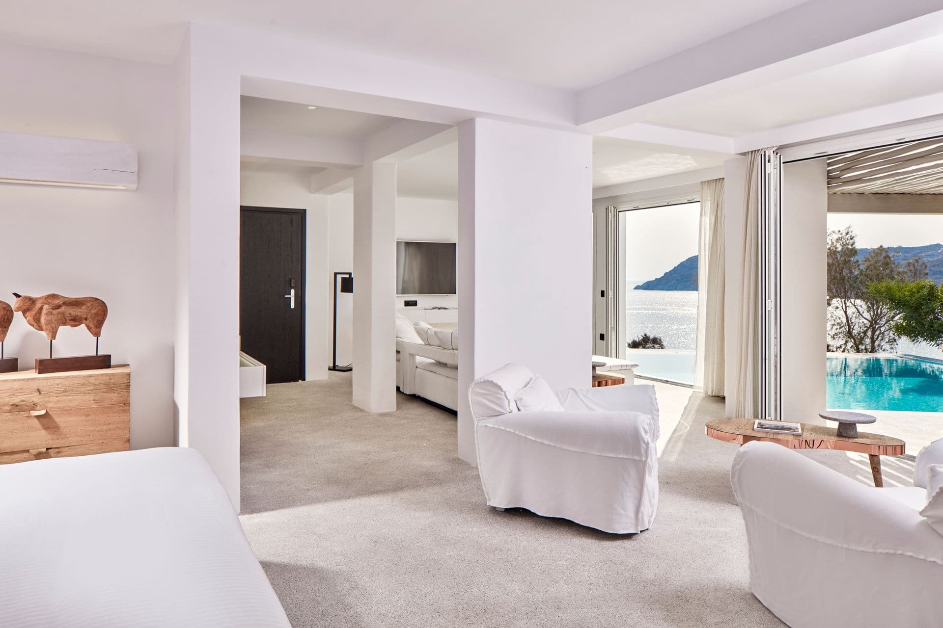 room-types-ROYALMYC-ROYSUI-0.jpg