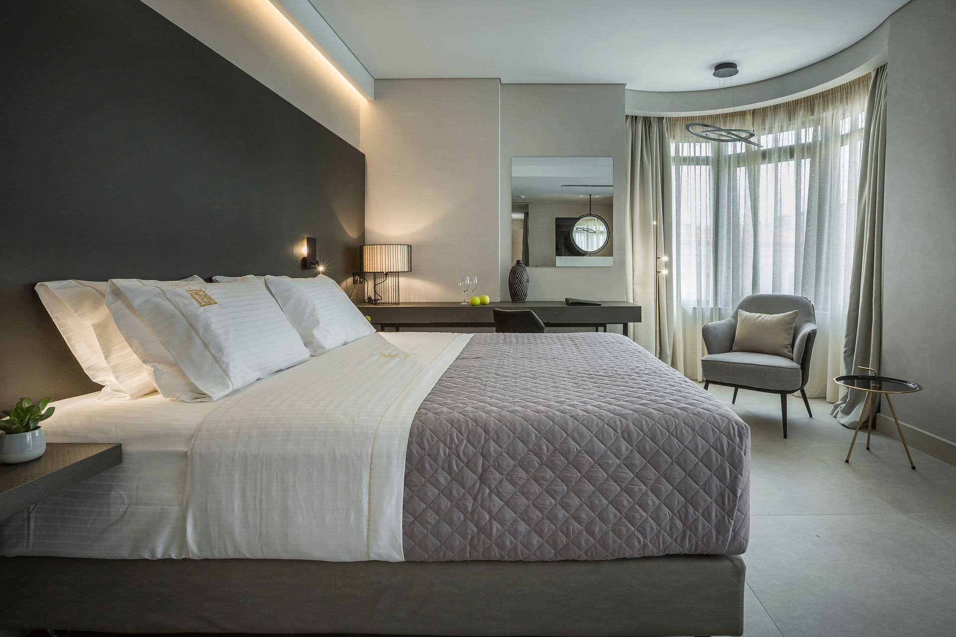 room-types-ROYALTYATH-SUITE-0.jpg