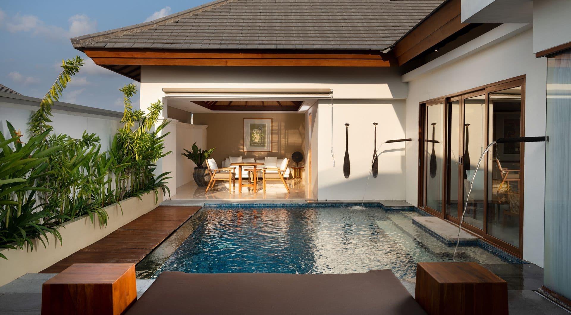 room-types-ROYSUITES-RYSTE-0.jpg