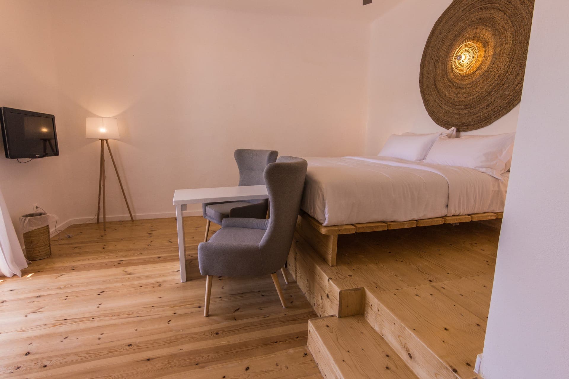 room-types-SALTSUITES-SARAK-0.jpg