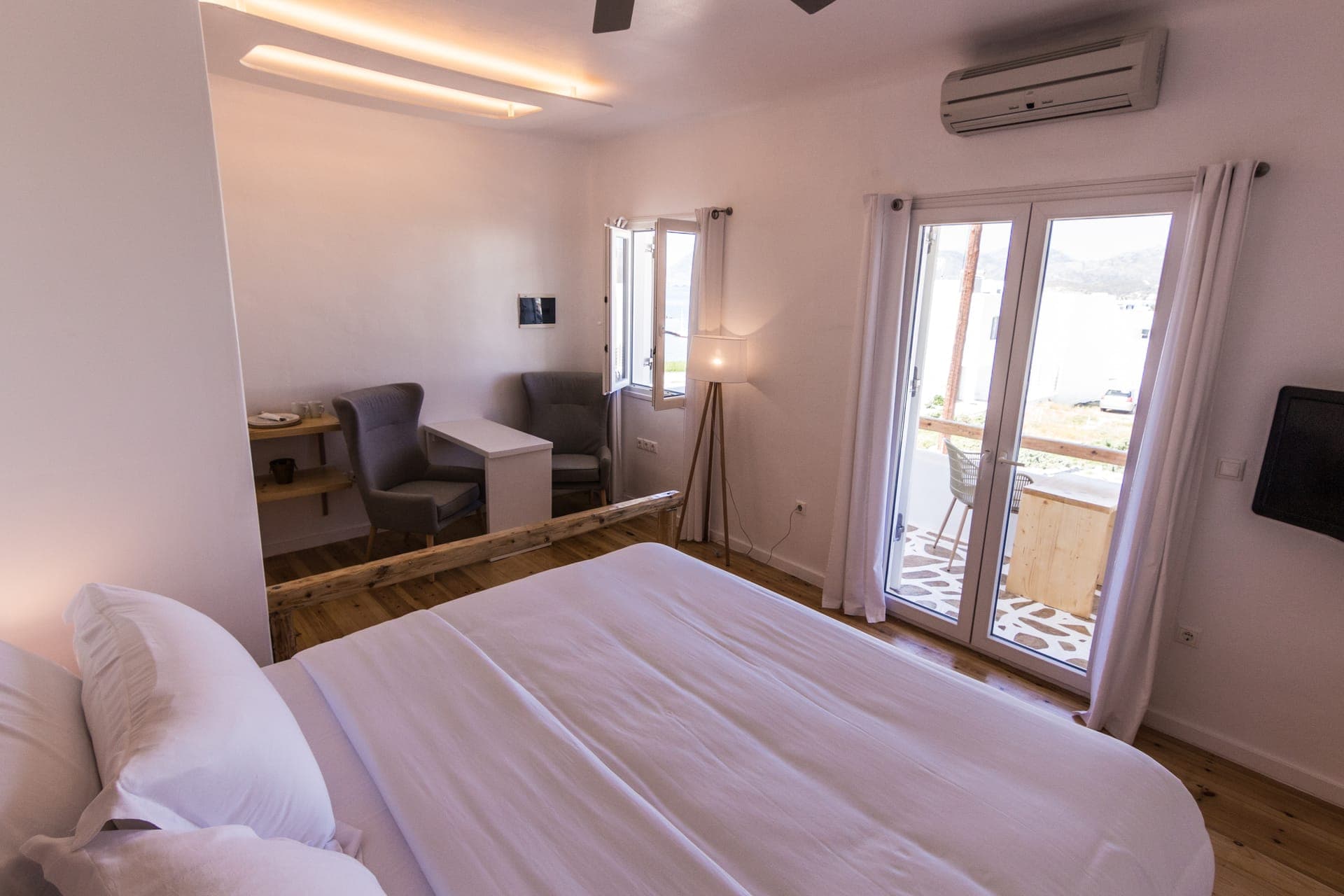 room-types-SALTSUITES-TRIAD-0.jpg