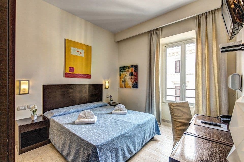 room-types-SANMARROME-DBL-0.jpg