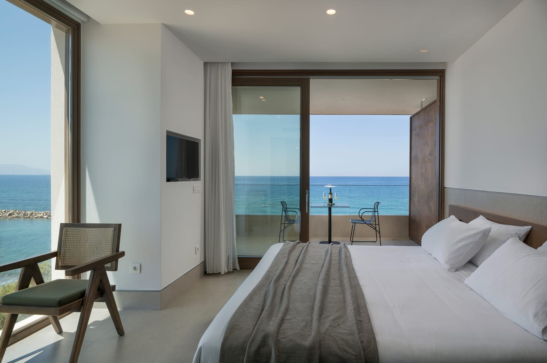room-types-SANSALHTL-PRSV-0.jpg