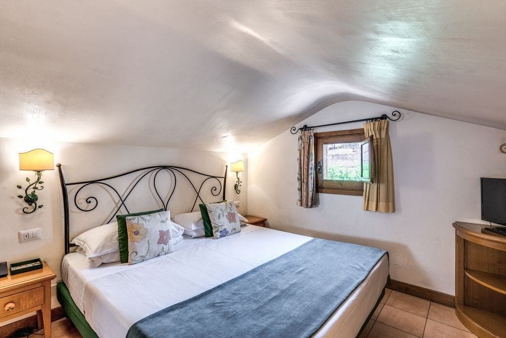 room-types-SANTAMAROM-JSMAN-0.jpg