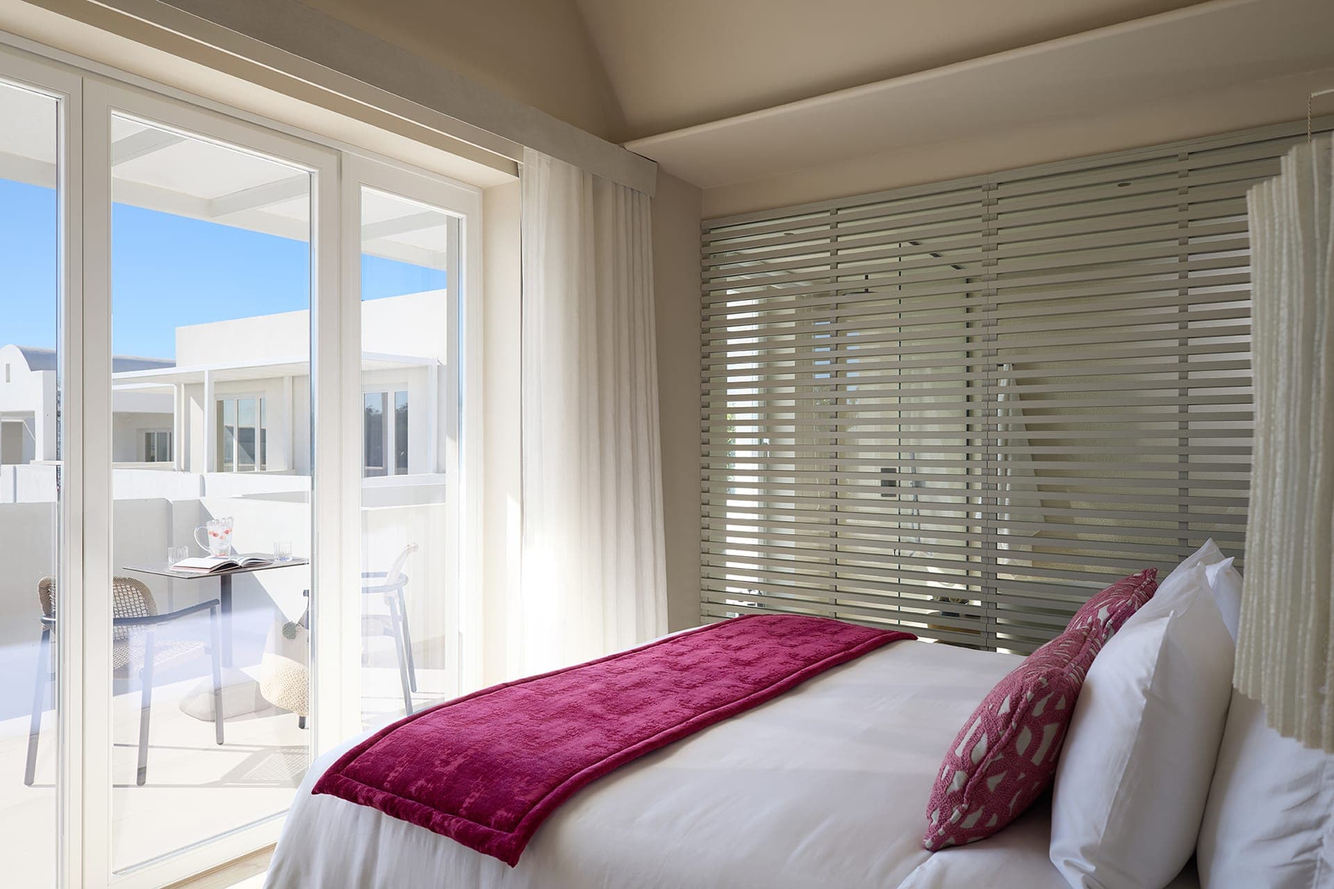 room-types-SANTOHEART-DLRT-0.jpg